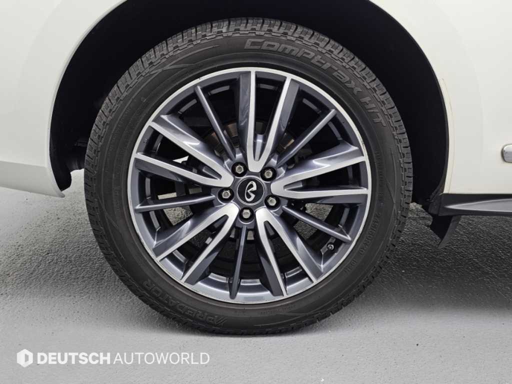 Infiniti QX60 — photo 05