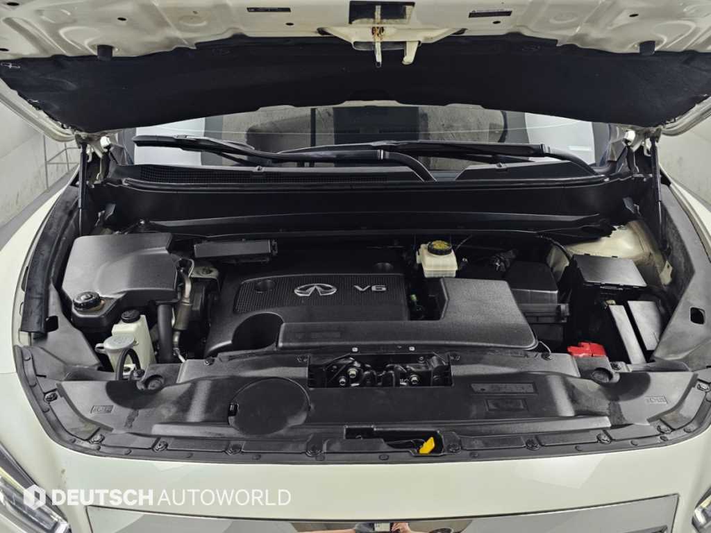 Infiniti QX60 — photo 06