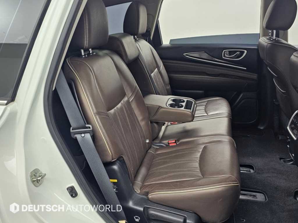 Infiniti QX60 — photo 12