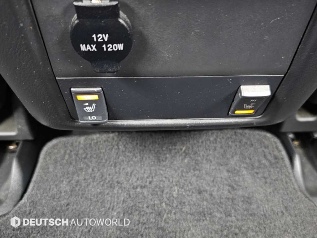 Infiniti QX60 — photo 16
