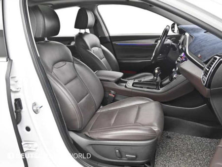 Hyundai Grandeur — photo 10