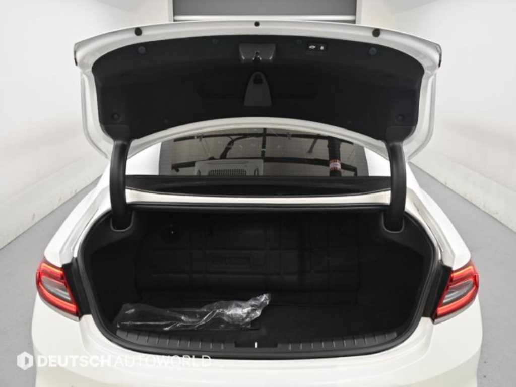 Hyundai Grandeur — photo 19