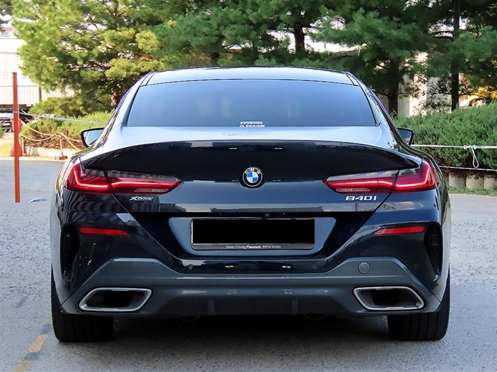 BMW 8-Series — photo 04