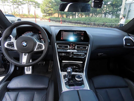 BMW 8-Series — photo 07