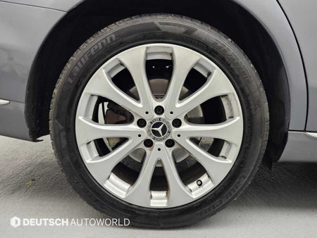 Mercedes-Benz E-Class — photo 05
