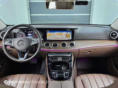 Mercedes-Benz E-Class — photo 07