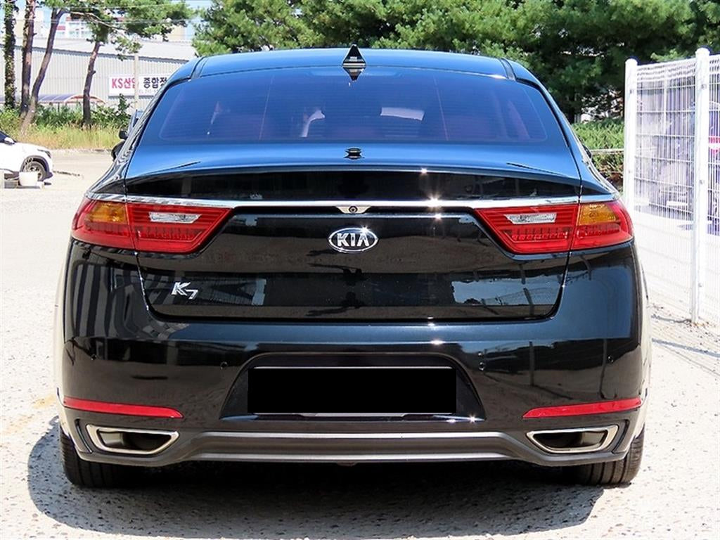 Kia K7 — photo 04