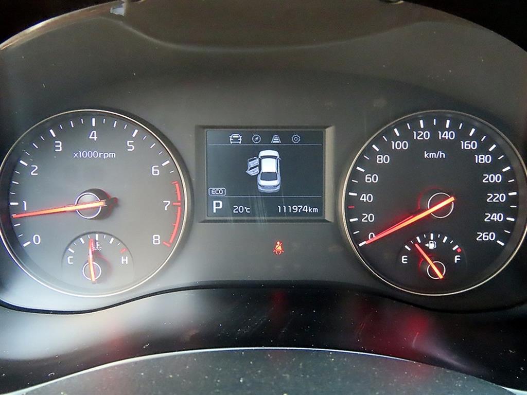 Kia K7 — photo 09