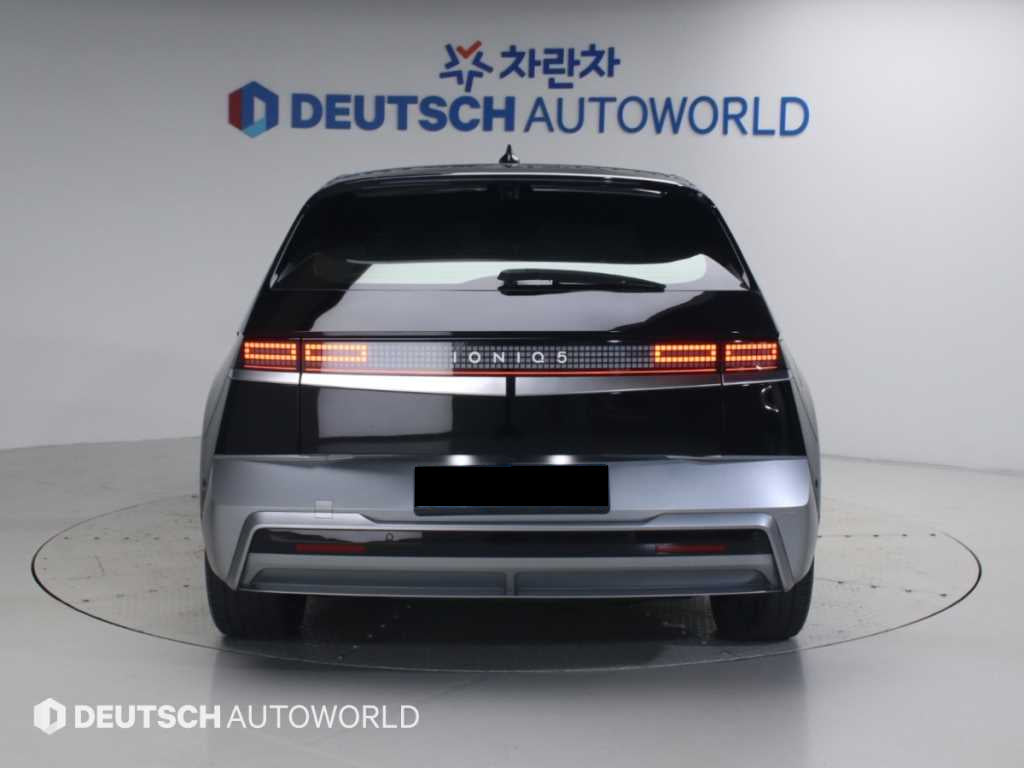 Hyundai Ioniq5 — photo 04