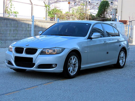 BMW 3-Series — photo 02