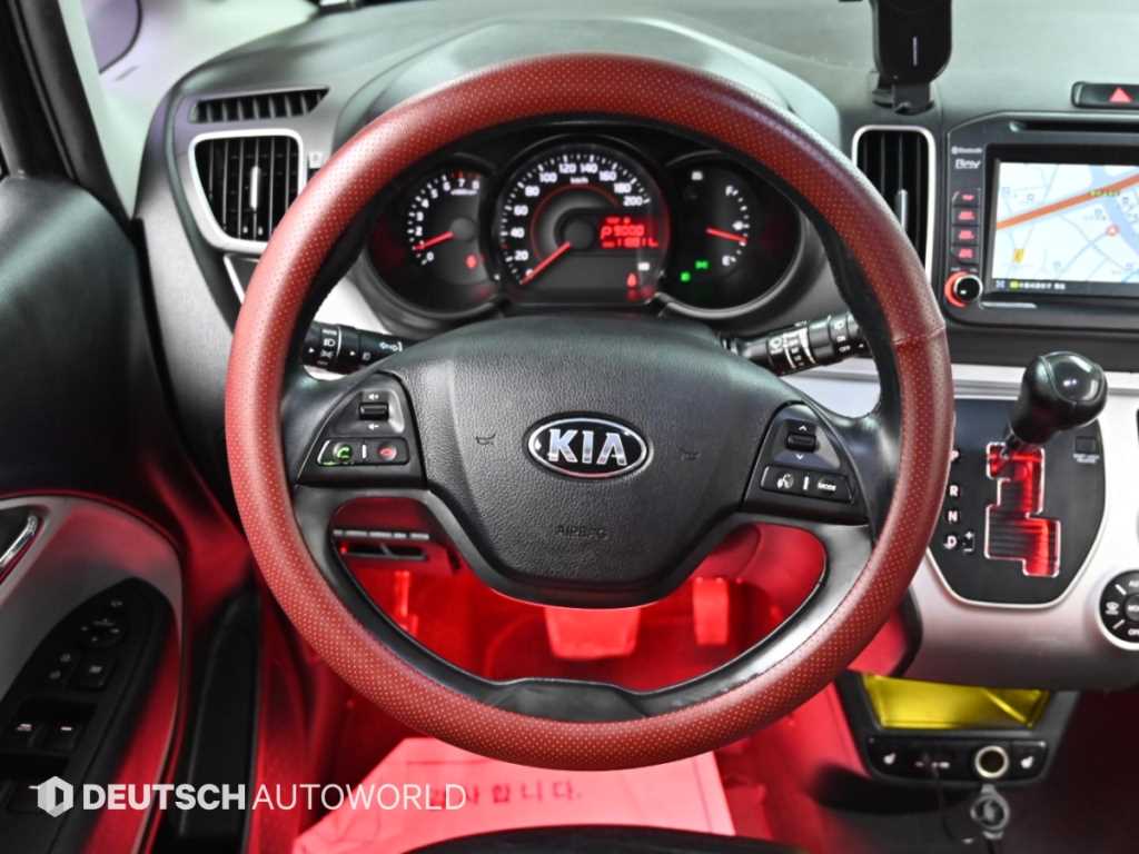 Kia RAY — photo 13