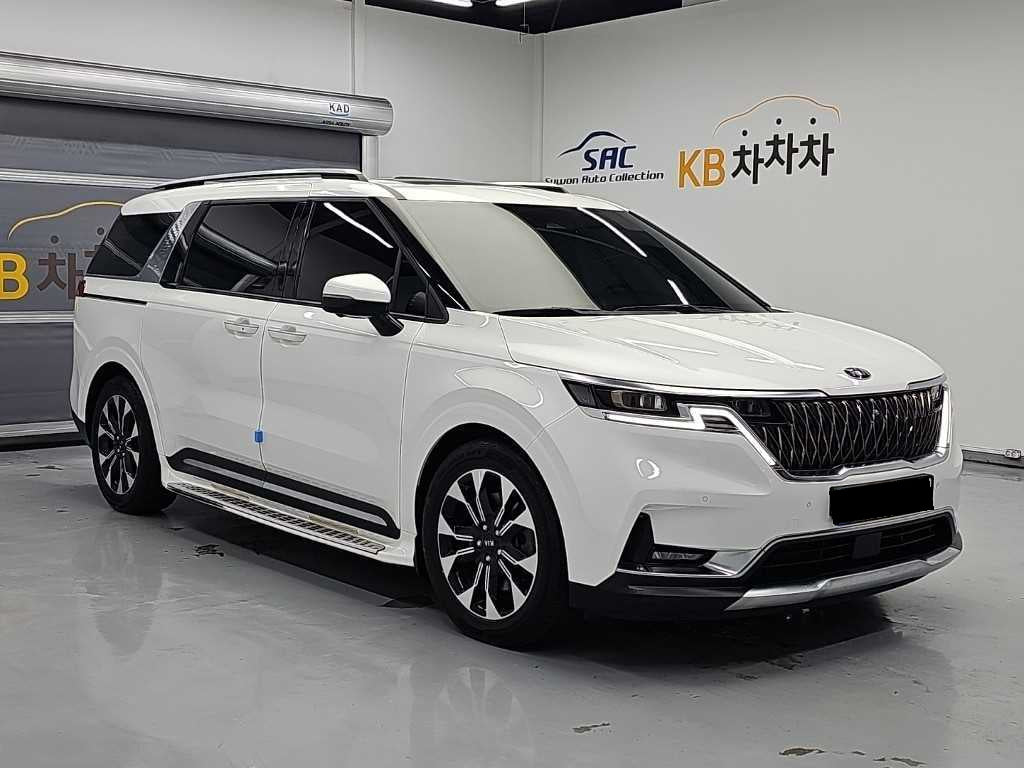 Kia Carnival — photo 05
