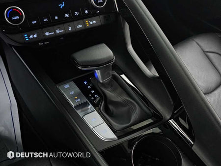 Hyundai Avante — photo 09