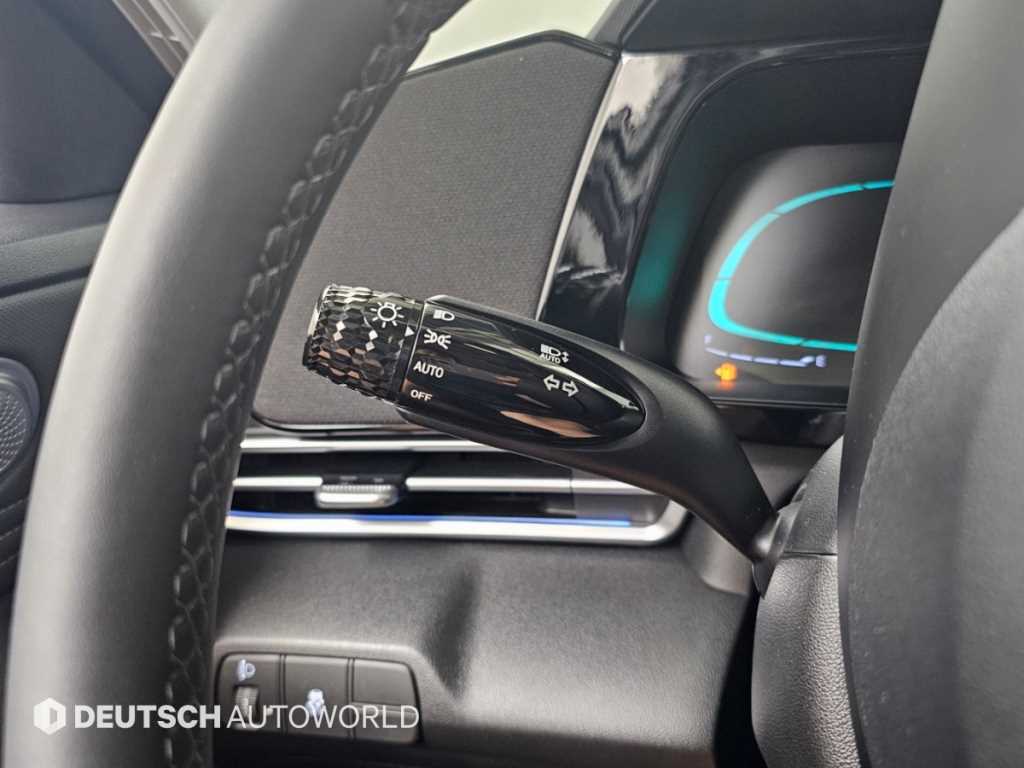 Hyundai Avante — photo 16