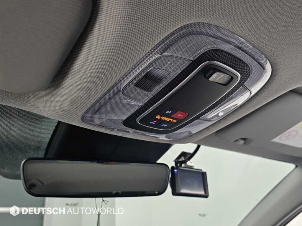 Hyundai Avante — photo 18