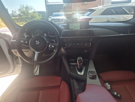 BMW 3-Series — photo 08