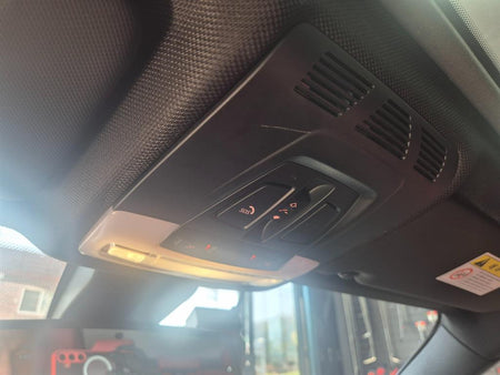 BMW 3-Series — photo 17