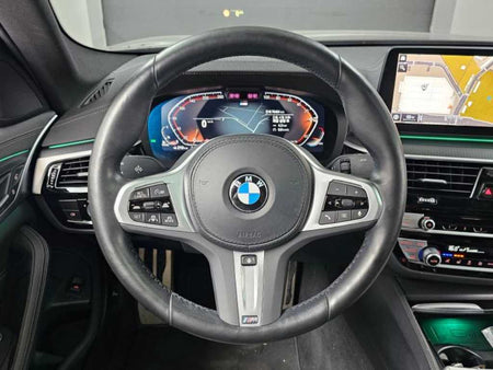 BMW 5-Series — photo 13