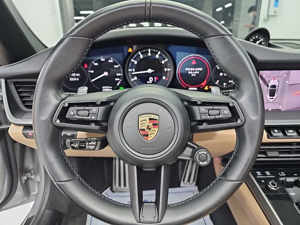 Porsche 911 — photo 09