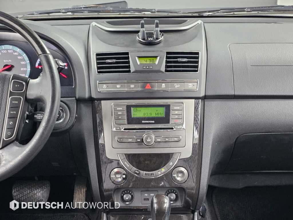 KGM Rexton — photo 14