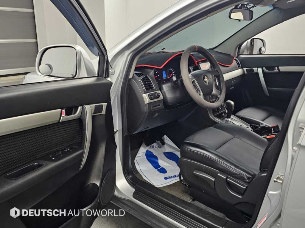 CHEVROLET Captiva — photo 11