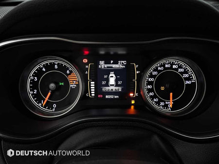 Jeep Cherokee — photo 08