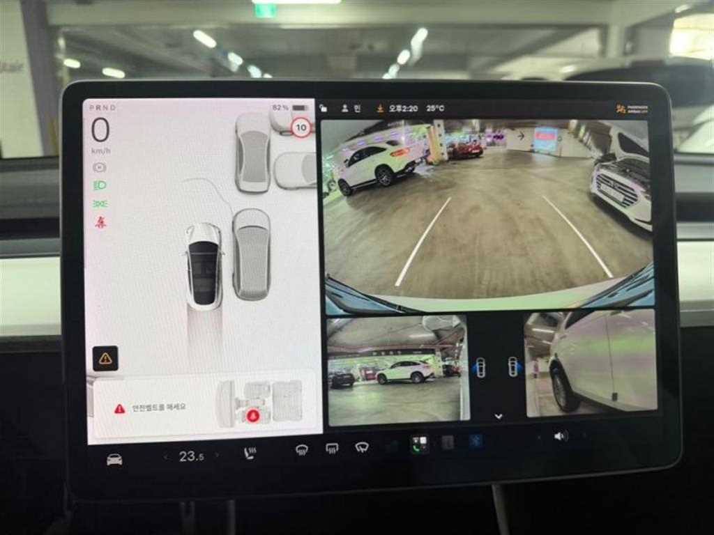 Tesla Model 3 — photo 10