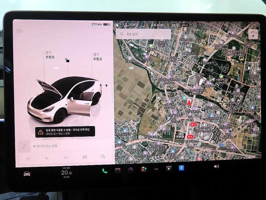 Tesla Model Y — photo 13