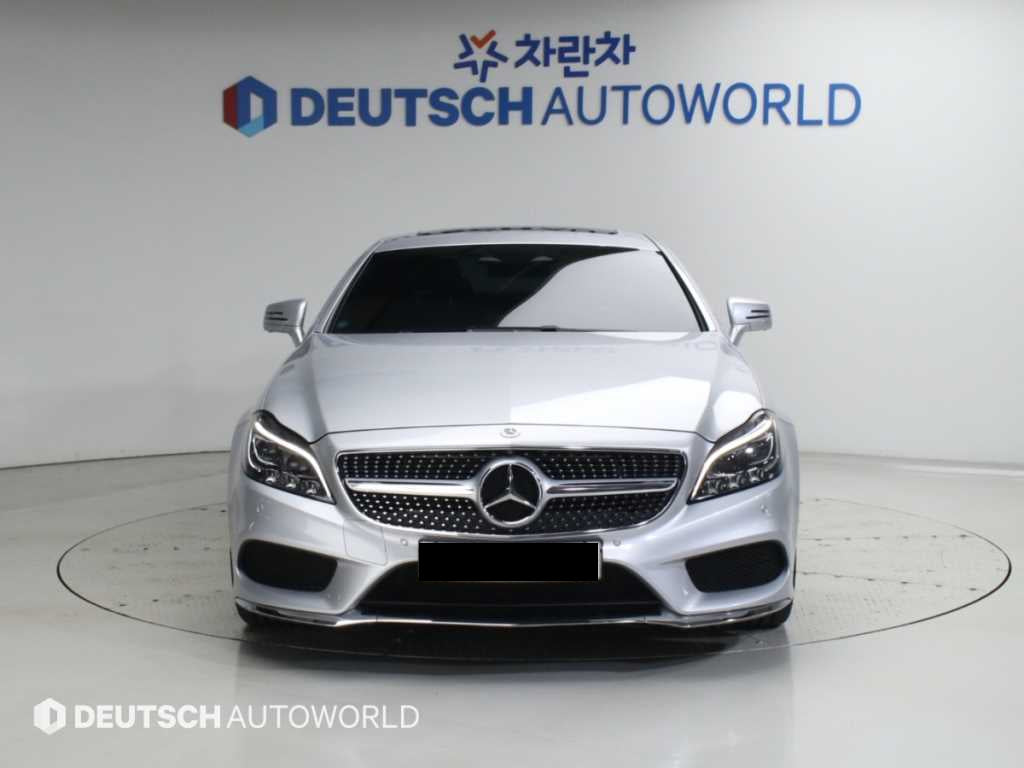 Mercedes-Benz CLS-Class — photo 01