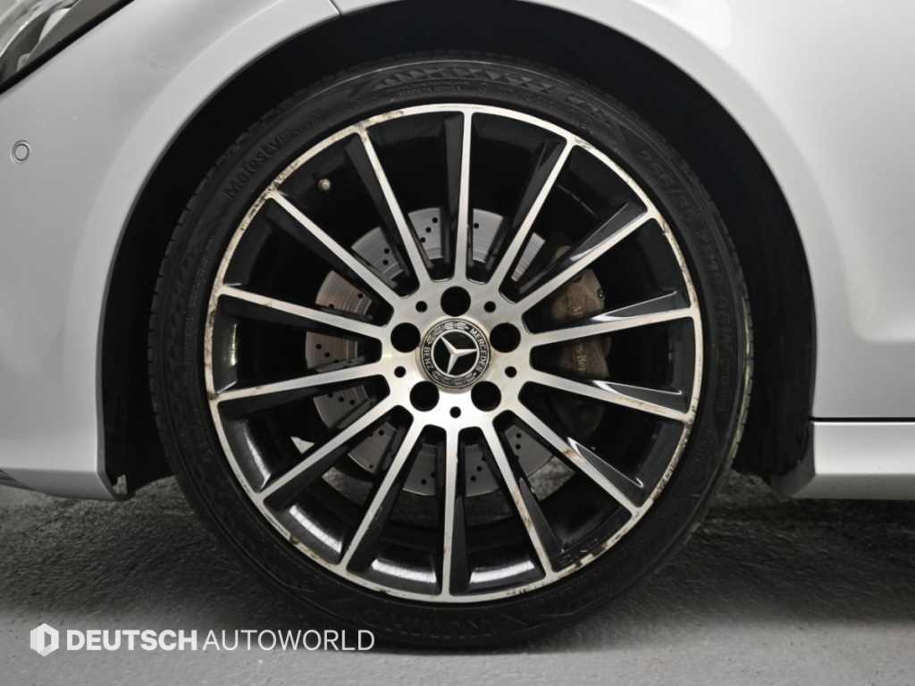 Mercedes-Benz CLS-Class — photo 05