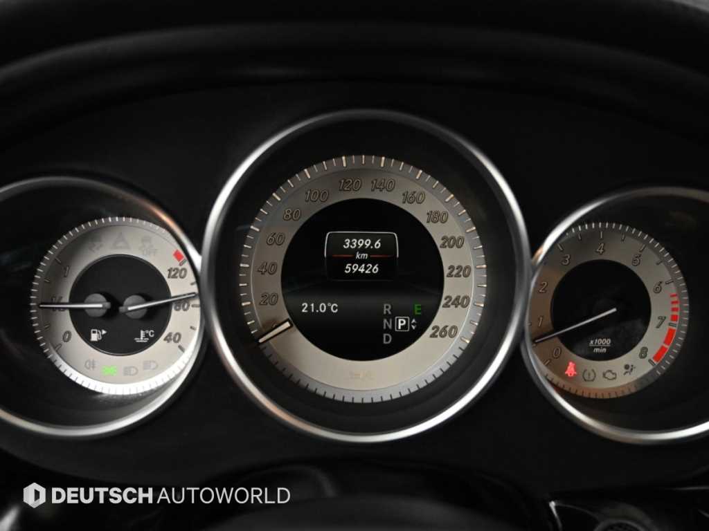 Mercedes-Benz CLS-Class — photo 08