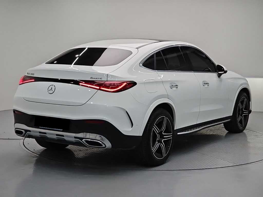 Mercedes-Benz GLC-Class — photo 04
