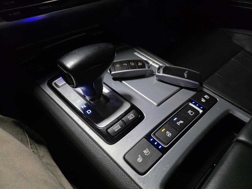 Genesis G80 — photo 10