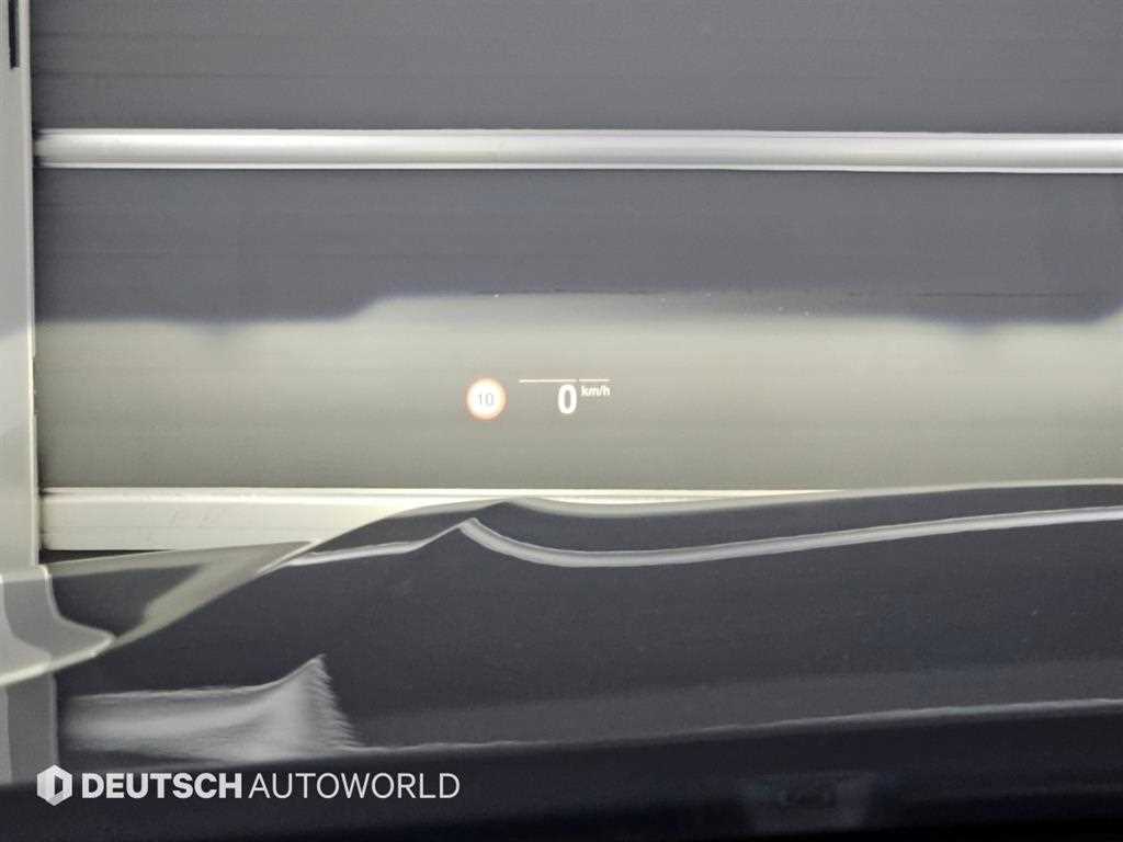 BMW 7-Series — photo 17