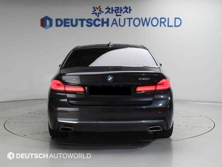 BMW 5-Series — photo 04