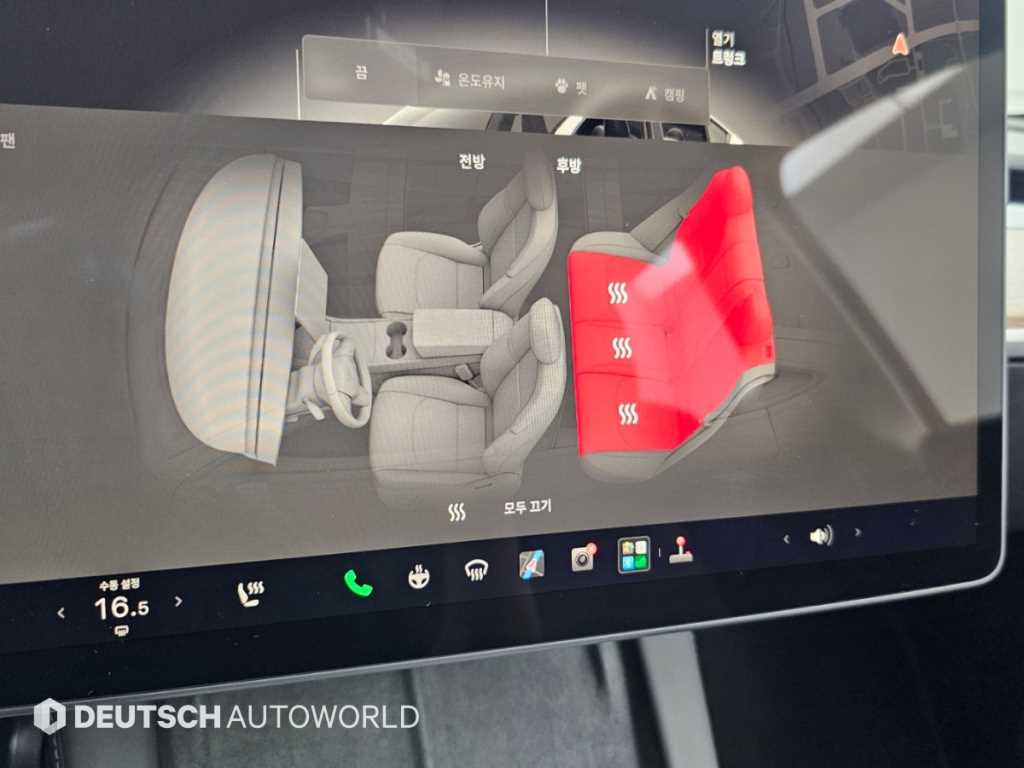 Tesla Model Y — photo 16