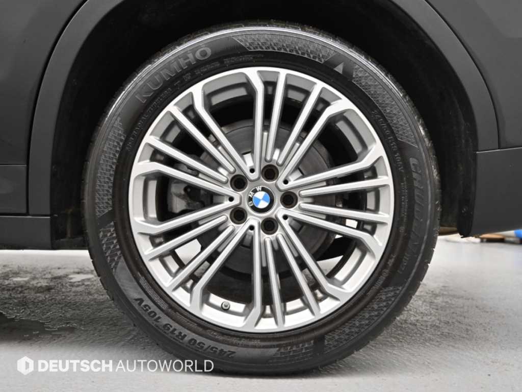 BMW X3 — photo 05
