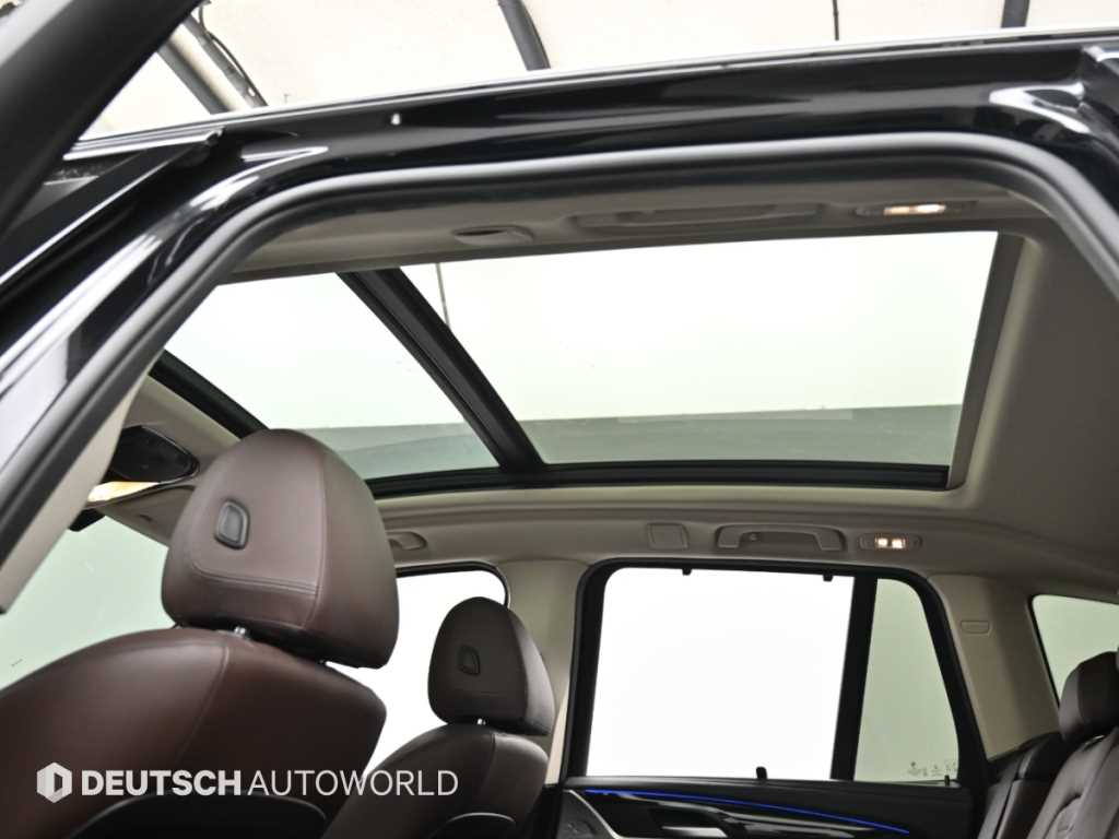 BMW X3 — photo 18