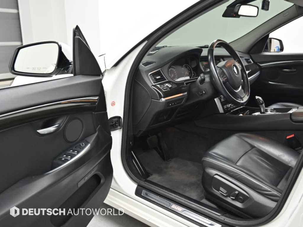 BMW Gran Turismo — photo 11