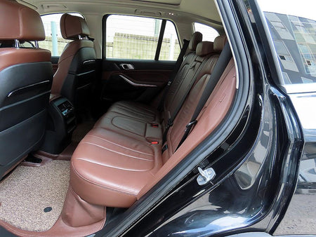 BMW X5 — photo 06