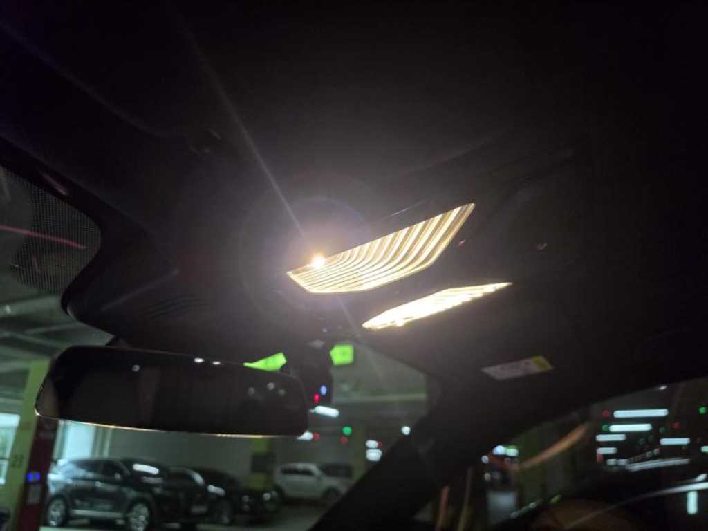 BMW X7 — photo 13