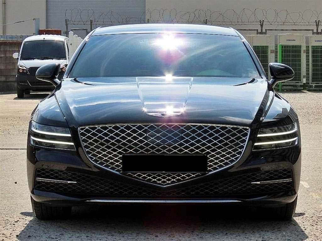 Genesis G80 — photo 01