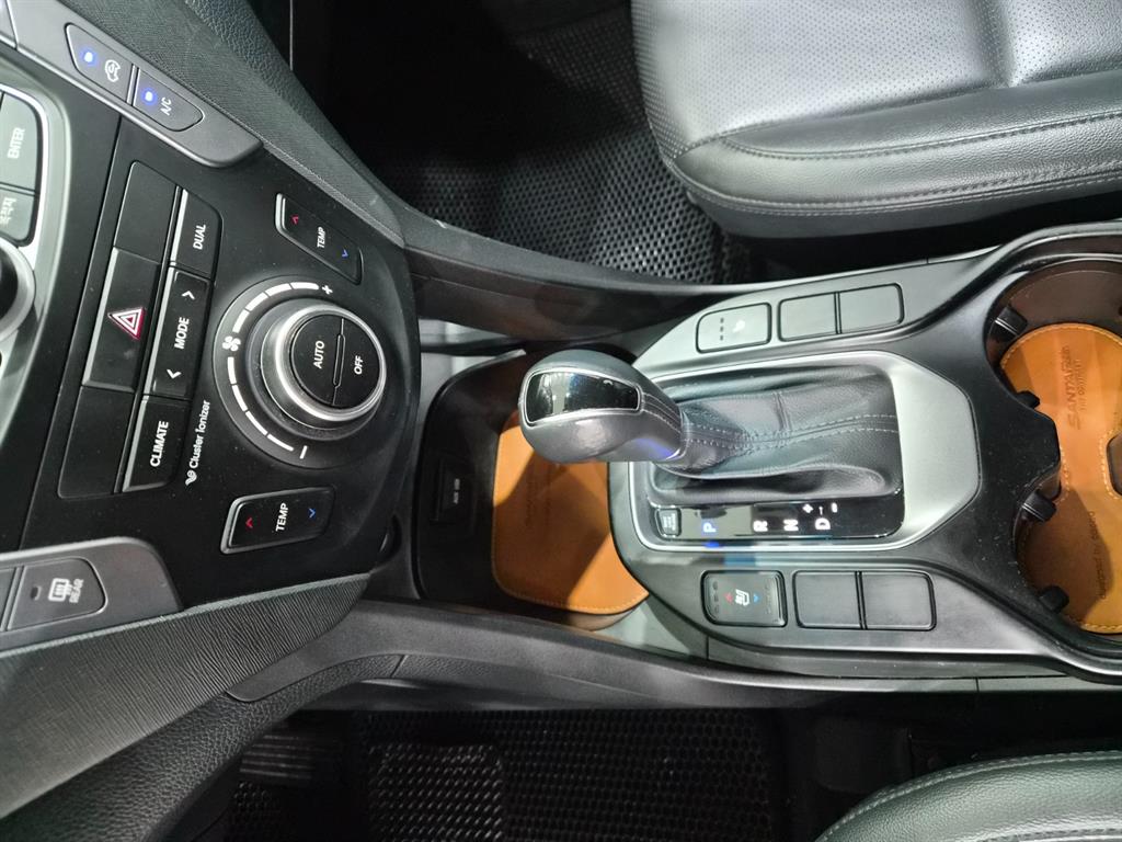 Hyundai Santafe — photo 14
