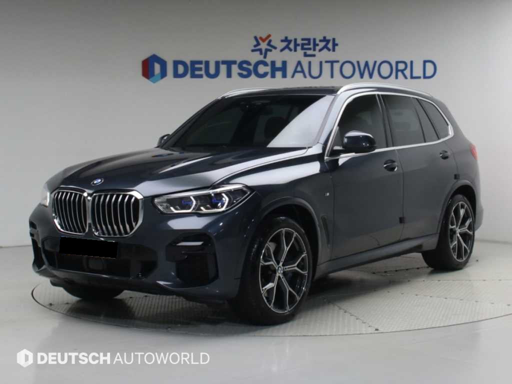 BMW X5 — photo 01