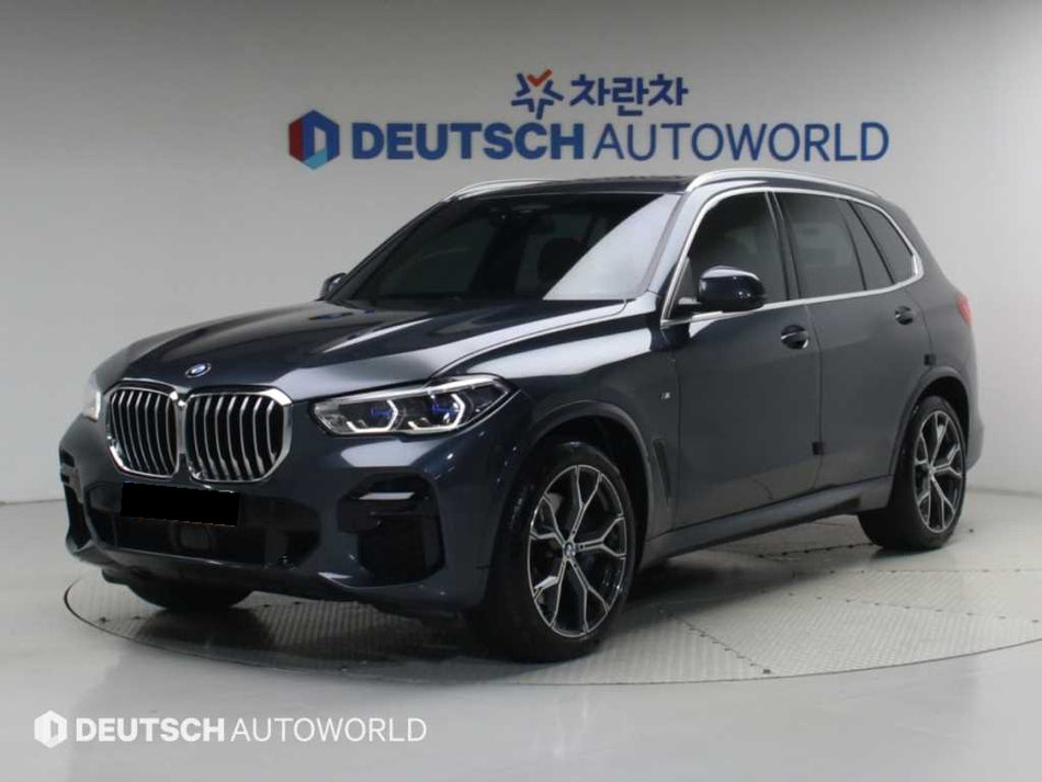 BMW X5 — photo 01