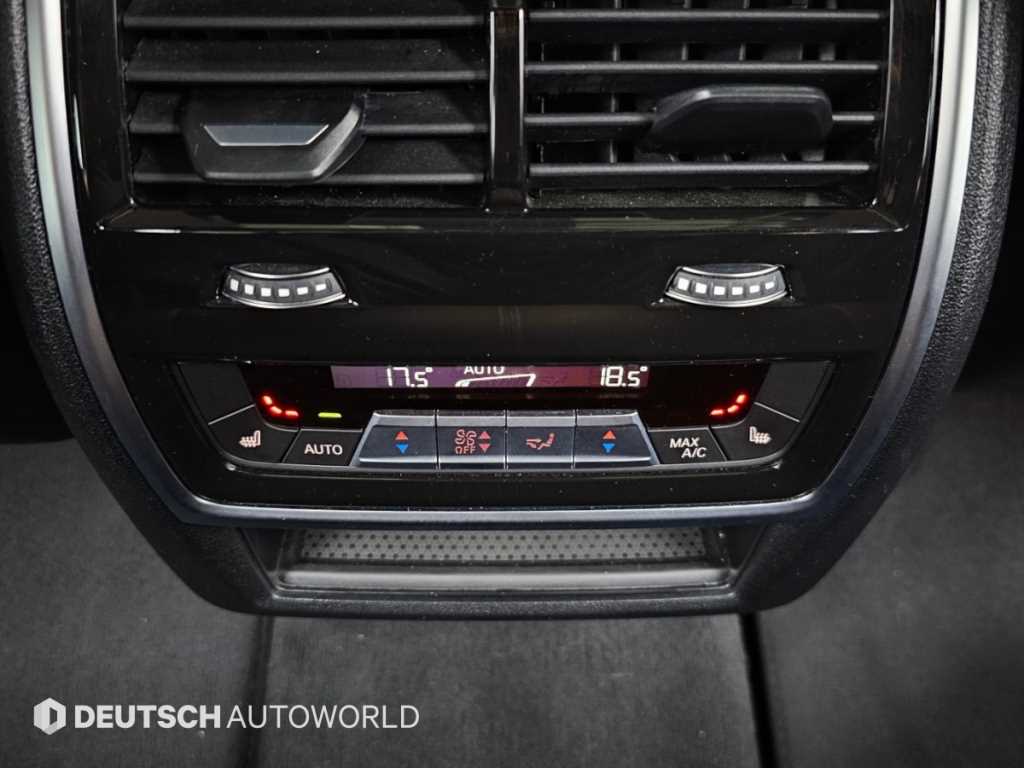 BMW X5 — photo 16
