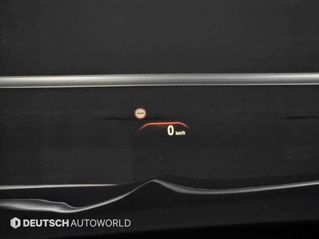 BMW 7-Series — photo 17