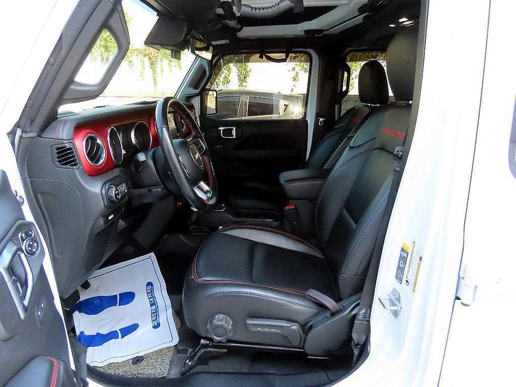 Jeep Gladiator — photo 05