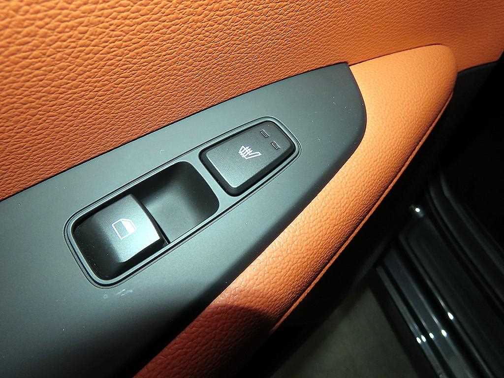 Kia K3 — photo 15