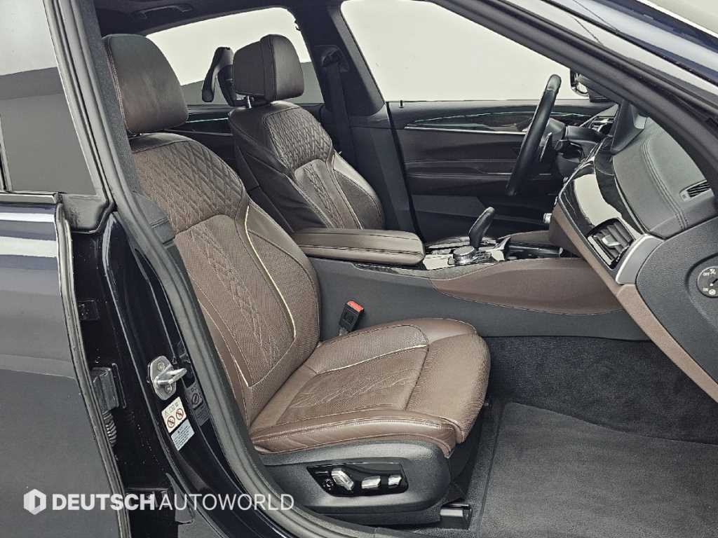 BMW Gran Turismo — photo 10